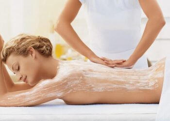Có nên đi tắm trắng tại spa hay không?