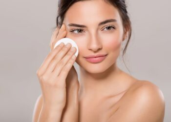 Chi tiết các bước skincare cho tuổi dậy thì đúng cách
