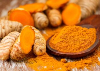 Các lưu ý để uống tinh bột nghệ đúng cách